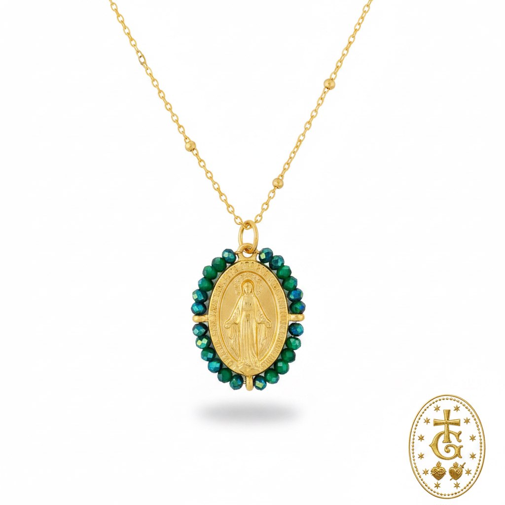 Collier doré avec médaille Miraculeuse de la Vierge entourée de perles vertes gloriosa