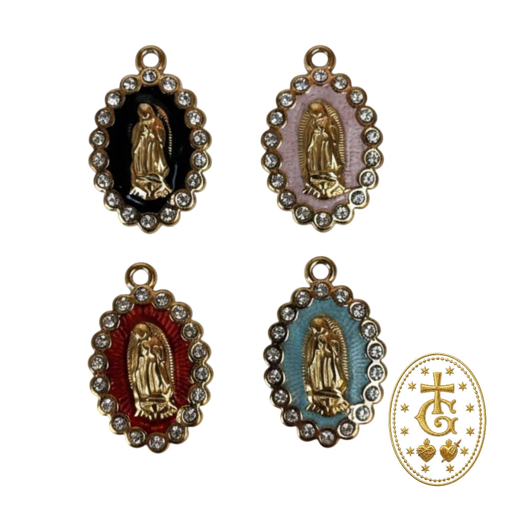 Collier médaille Vierge Marie émail et strass doré, bijou religieux corse Gloriosa Santa
