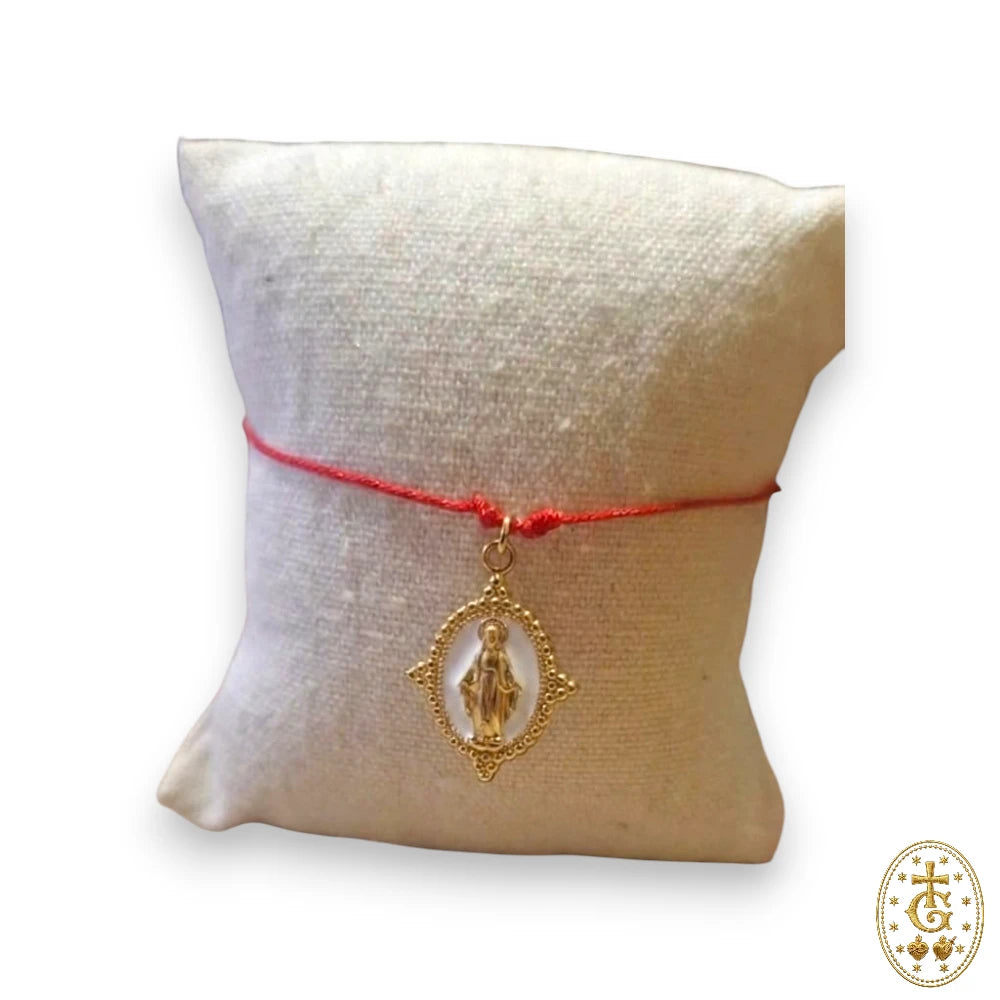 Bracelet fil rouge breloque Santa Maria Vierge Marie bijou artisanal corse Bastia Gloriosa