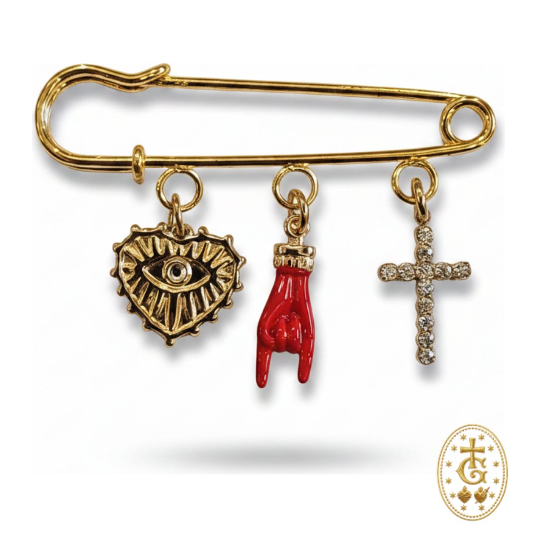 Broche charms dorée main de protection œil croix sacrée talisman méditerranéen corse Bastia Gloriosa