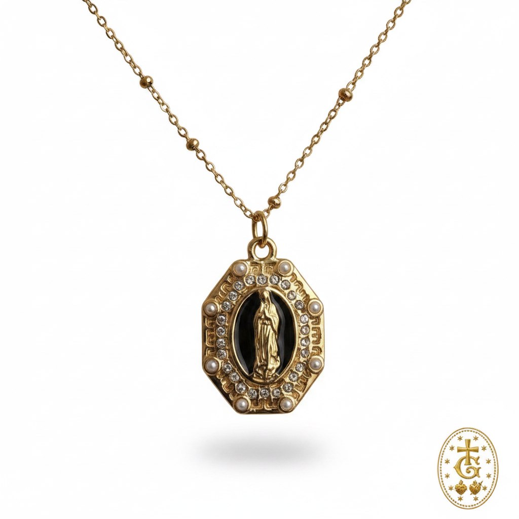 Collier pendentif Vierge Marie doré perles cristaux bijou religieux corse Gloriosa Santa