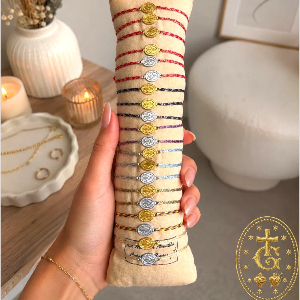 Bracelet Santa Maria, médaille Vierge Marie et fil tressé, bijou corse Gloriosa Santa