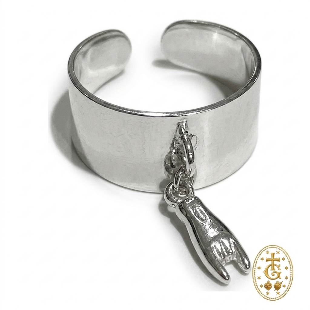Bague Réglable Breloque Corne — Acier Martelé Corse