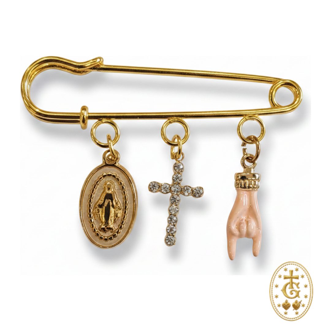 Broche charms dorée croix sacrée Vierge main de protection bijou religieux corse Bastia Gloriosa