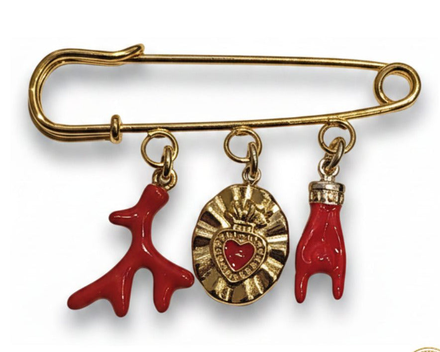 Broche charms corail rouge main de protection cœur bijou artisanal corse Bastia Gloriosa