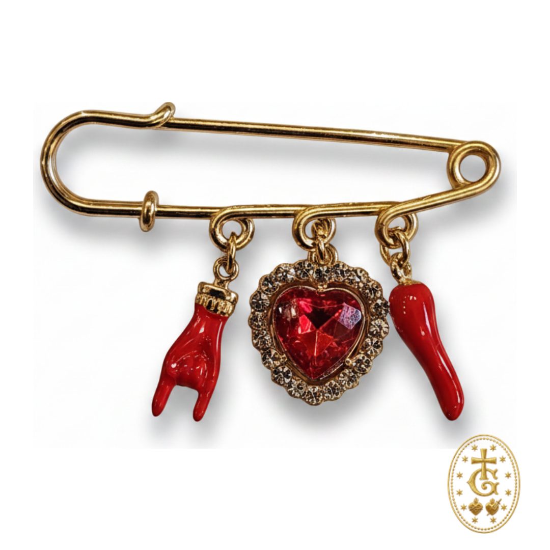 Broche charms rouge dorée cœur corail méditerranéen main de protection porte-bonheur corse Bastia Gloriosa